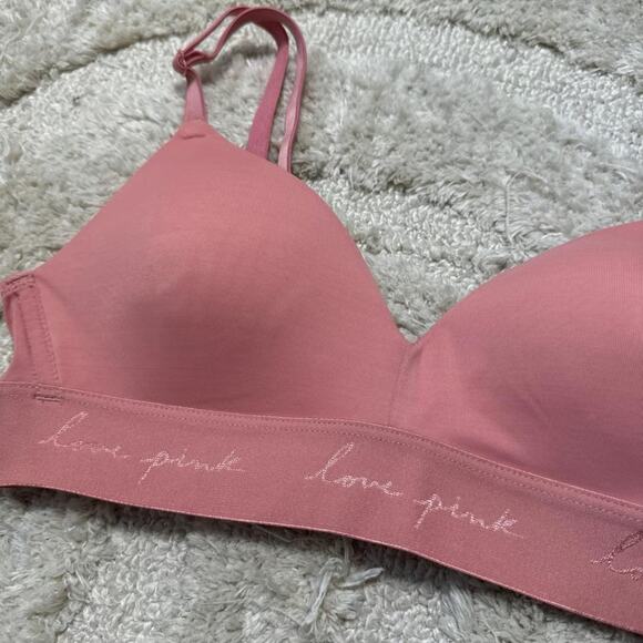 PINK Wear Everywhere Wireless Bra - Picture 2 of 6